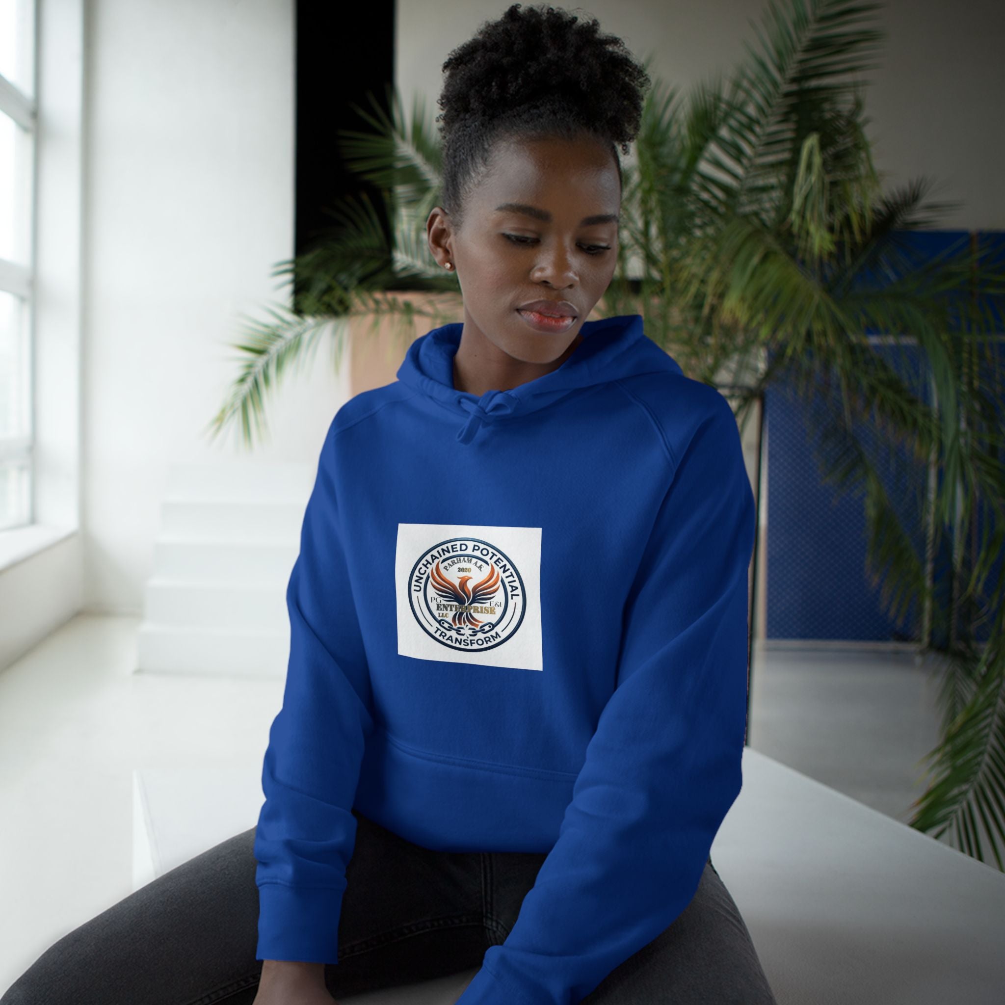 Vintage NYC Street Photo Hoodie — Times Square Statue Graphic Sweatshirt