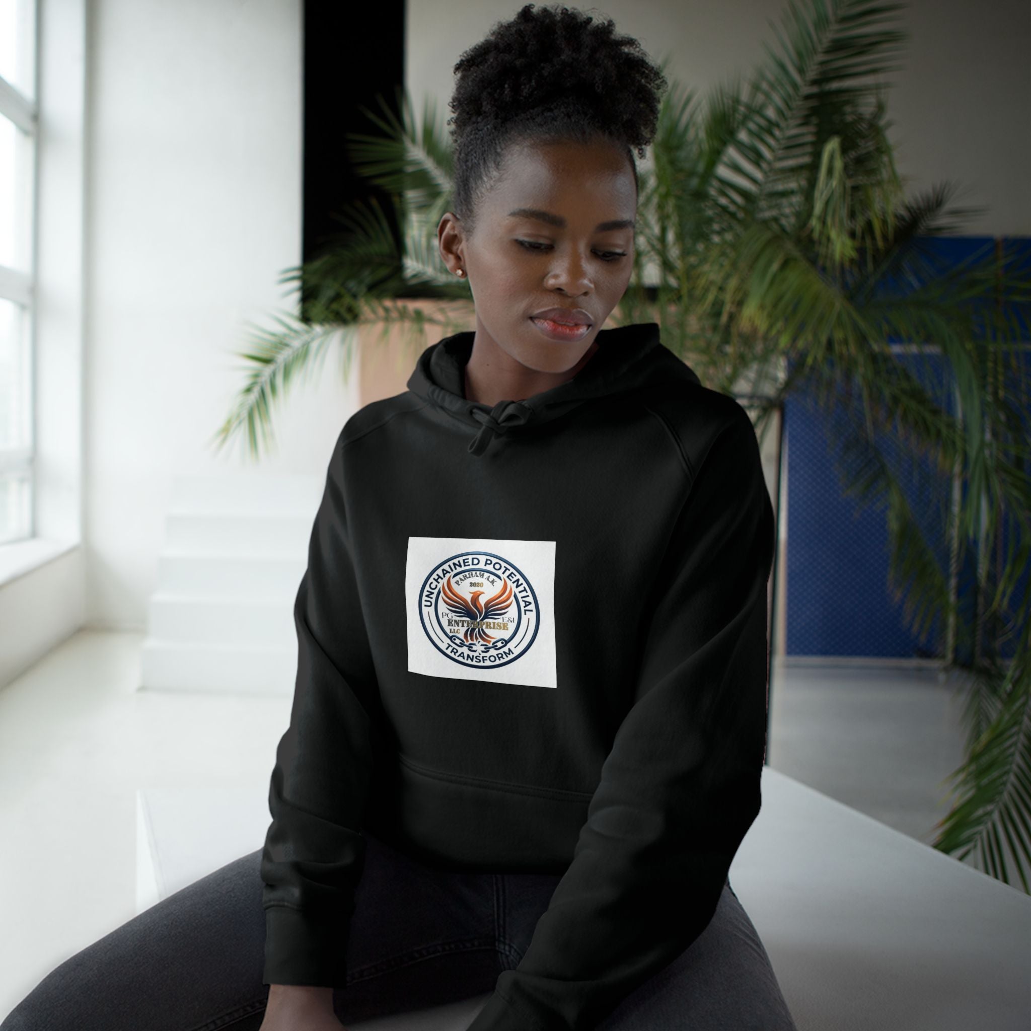 Vintage NYC Street Photo Hoodie — Times Square Statue Graphic Sweatshirt